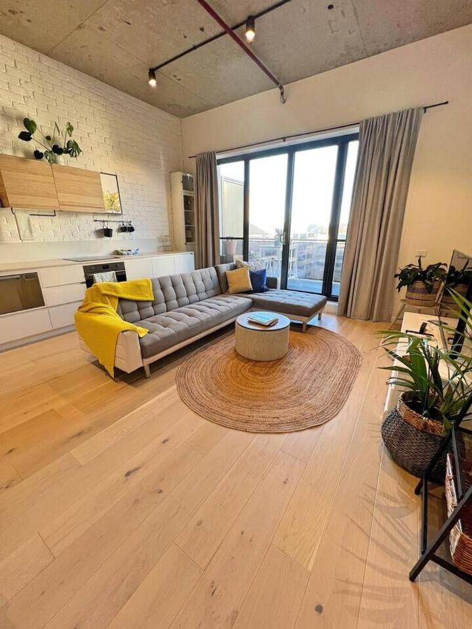 Industrial Yet Modern, 1Bd 1Bth Apt - Woden Phillip Εξωτερικό φωτογραφία