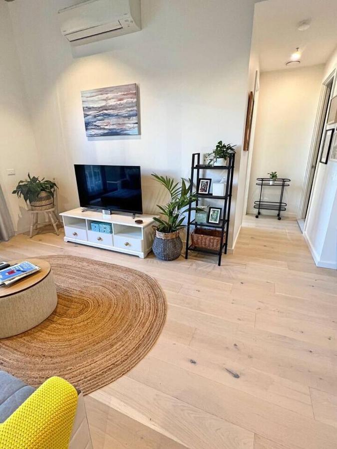 Industrial Yet Modern, 1Bd 1Bth Apt - Woden Phillip Εξωτερικό φωτογραφία